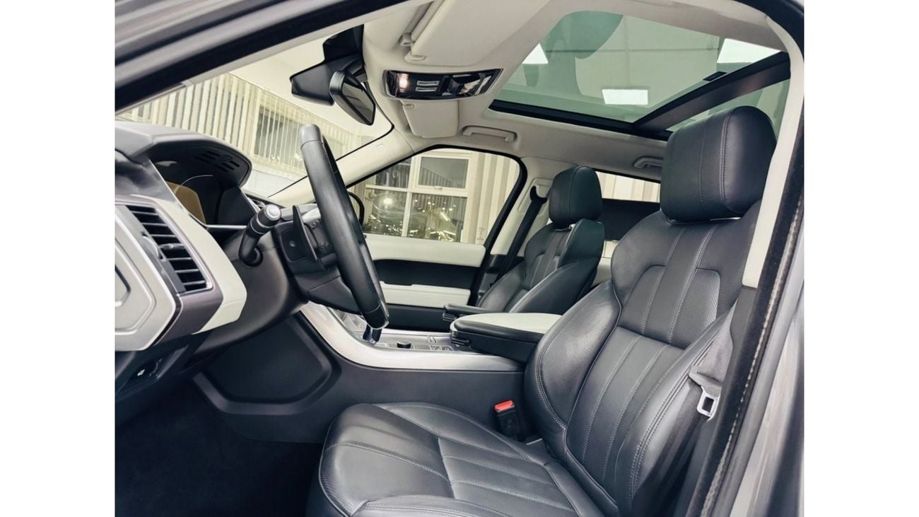 لاند روفر رينج روفر سبورت GCC .. FSH .. HSE .. V6 .. Perfect Condition .