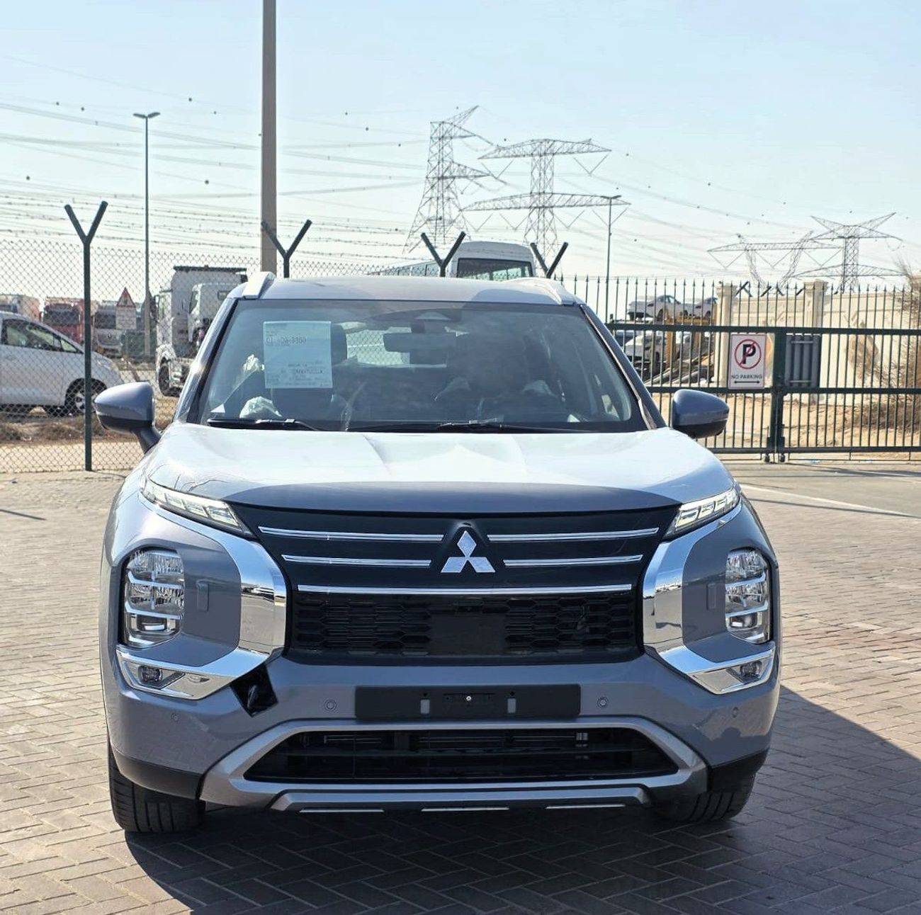 Mitsubishi Outlander Mitsubishi Outlander P-Line 2.5L 2026 Grey Petrol