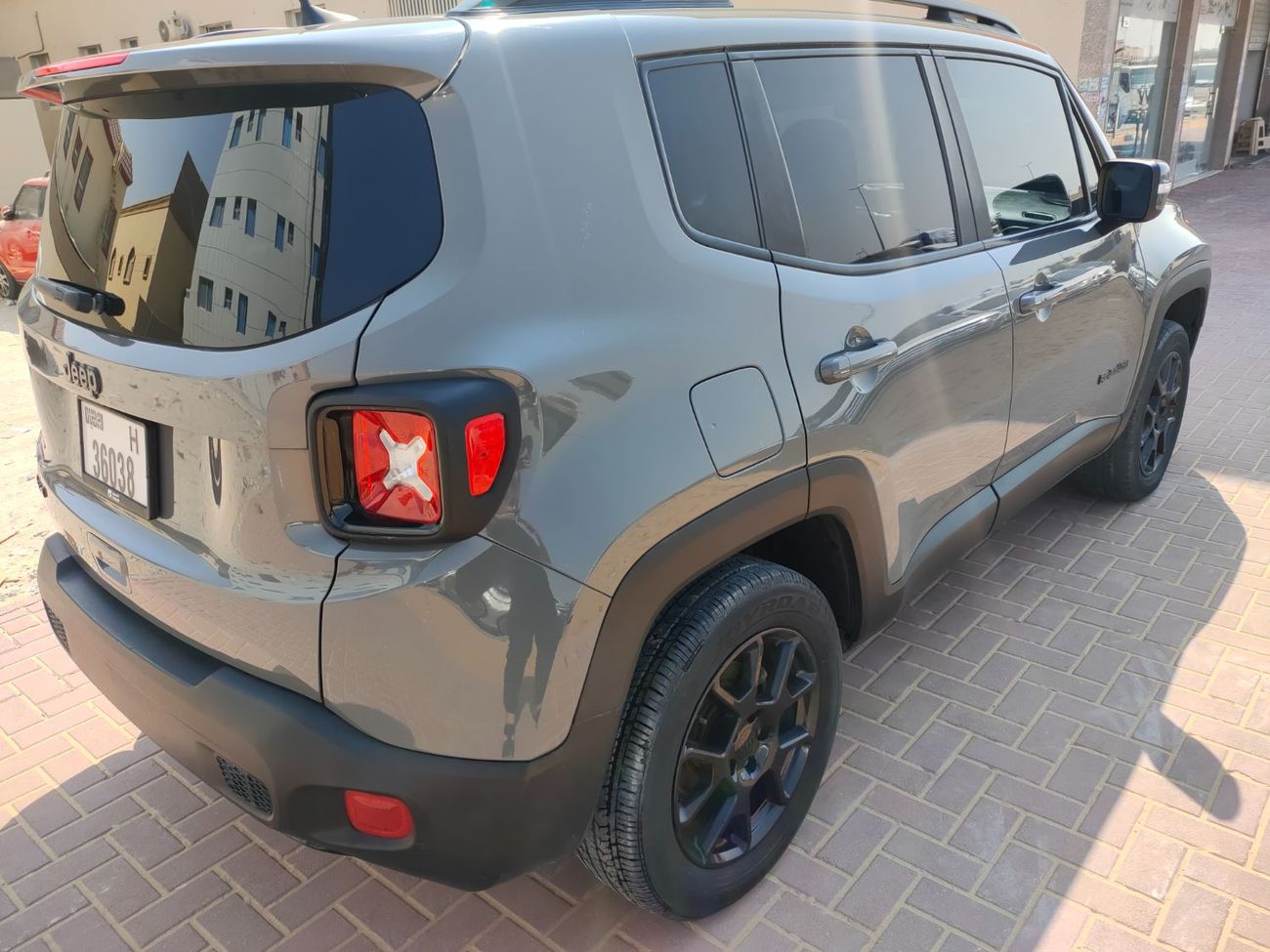 جيب رينيجيد Limited 2.4L