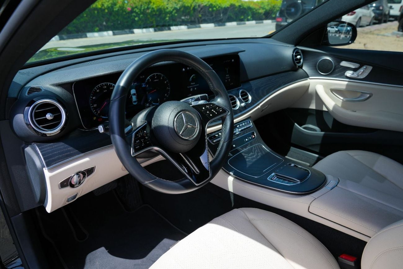 Mercedes Benz E200