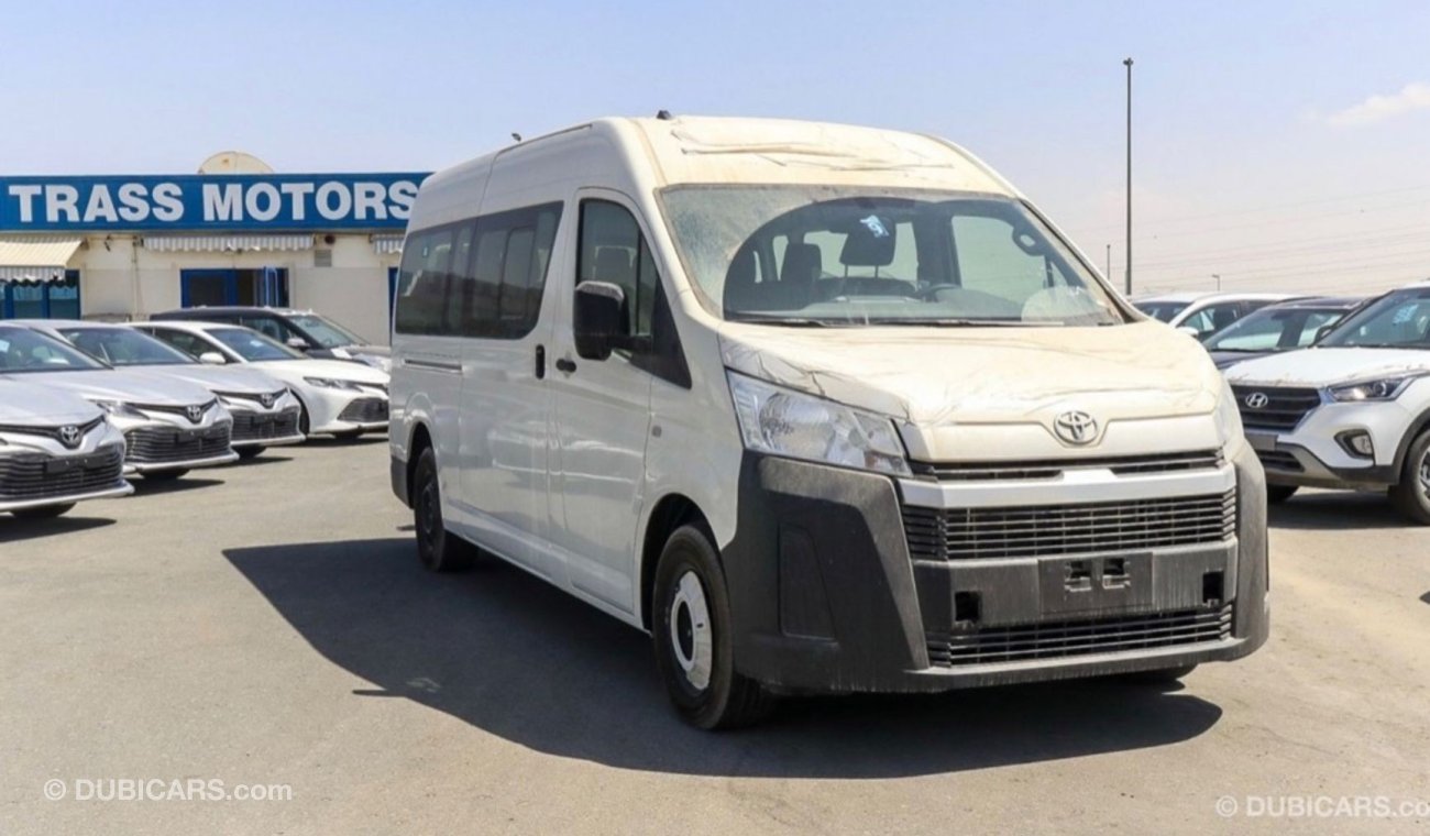 Toyota Hiace 13 seat Automatic petrol