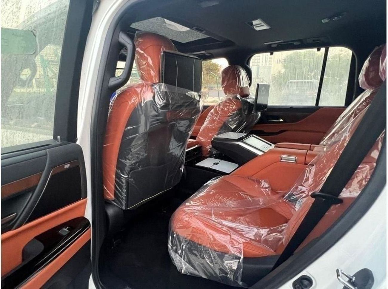 لكزس LX 600 VIP LAUNCH EDITION 3.5L VIP KURO 3.5L