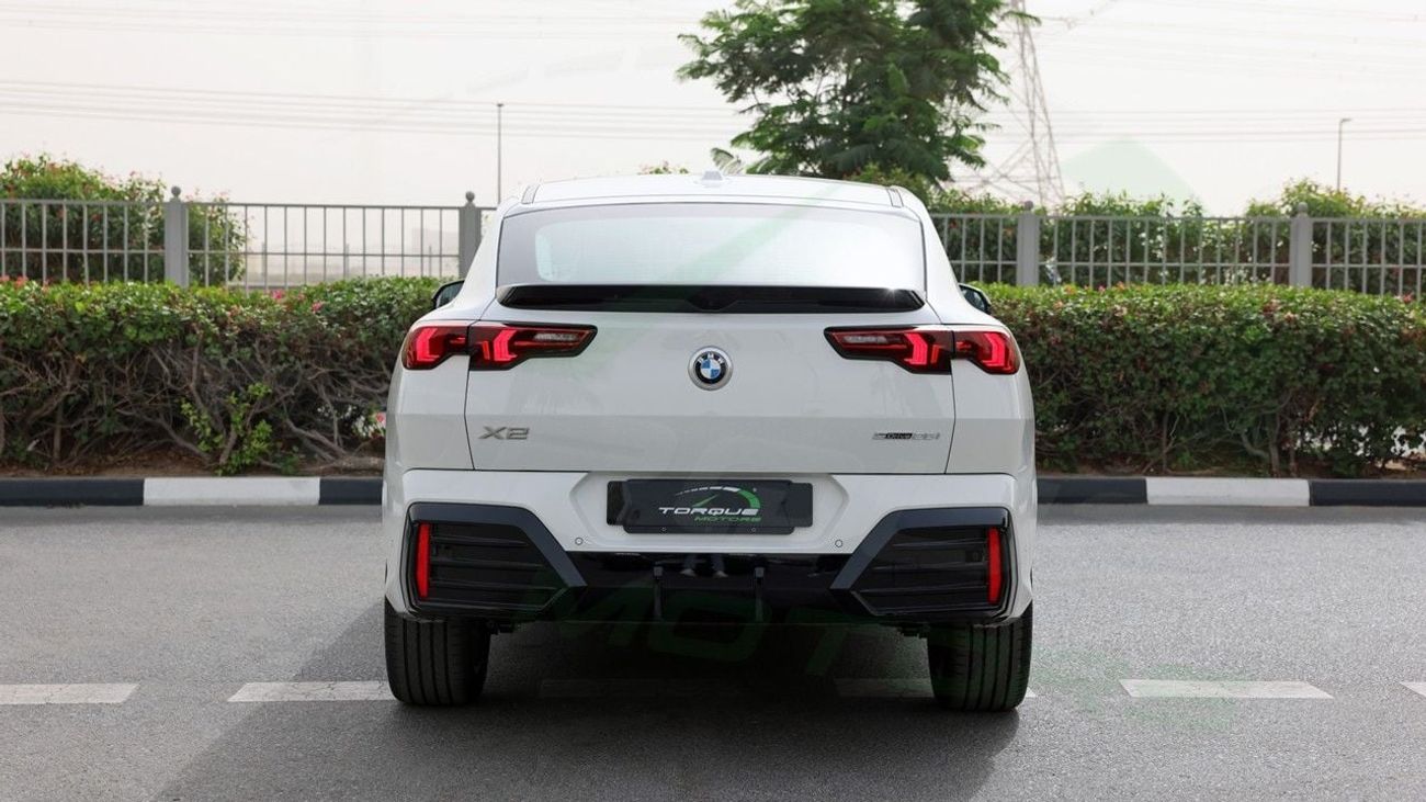BMW X2 ( Only For Export ) 2026 BMW X2 SDRIVE 25i M 2.0T FWD BRAND NEW