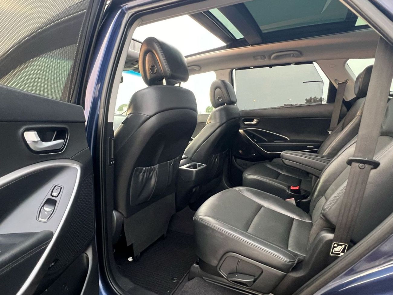 Hyundai Santa Fe 2017 HYUNDAI SANTAFE XL LIMITED FULL PANORAMIC VIEW- 3.3L V6 - 4WHEEL DRIVE - 7 SEATER ELECTRIC AND 