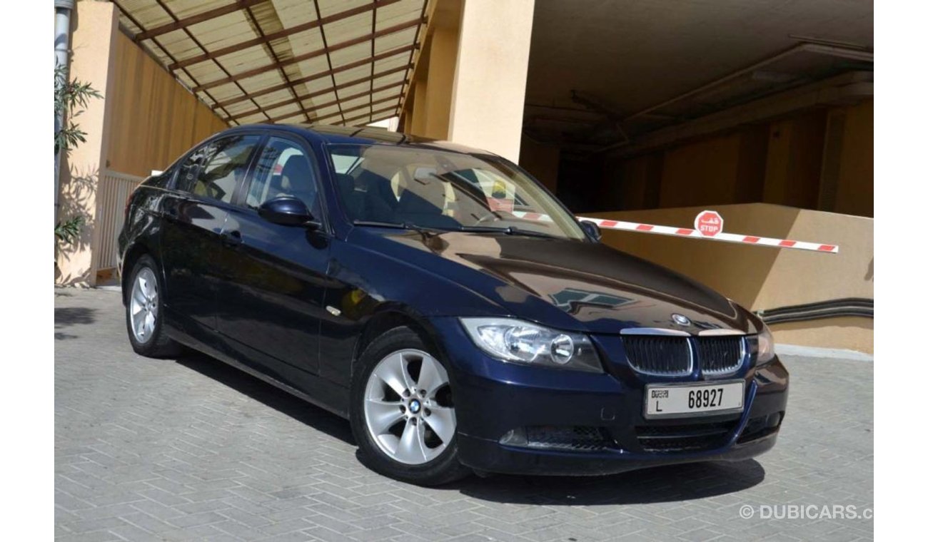 BMW 320i Second Option in Good Condition