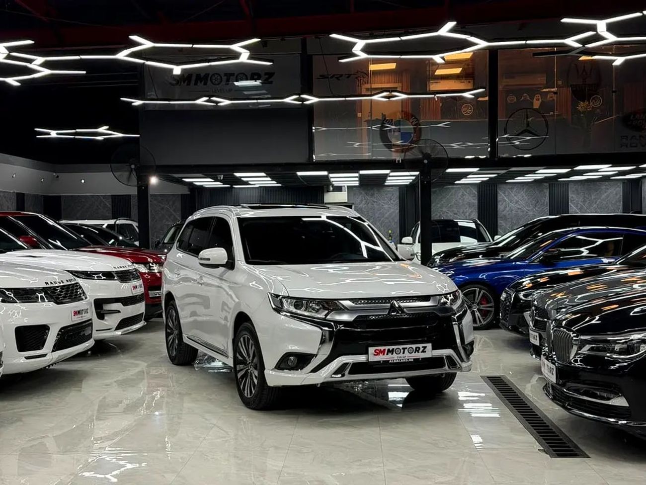 Mitsubishi Outlander 882/M| Downpayment | Leather and Sunroof | Original Paint |