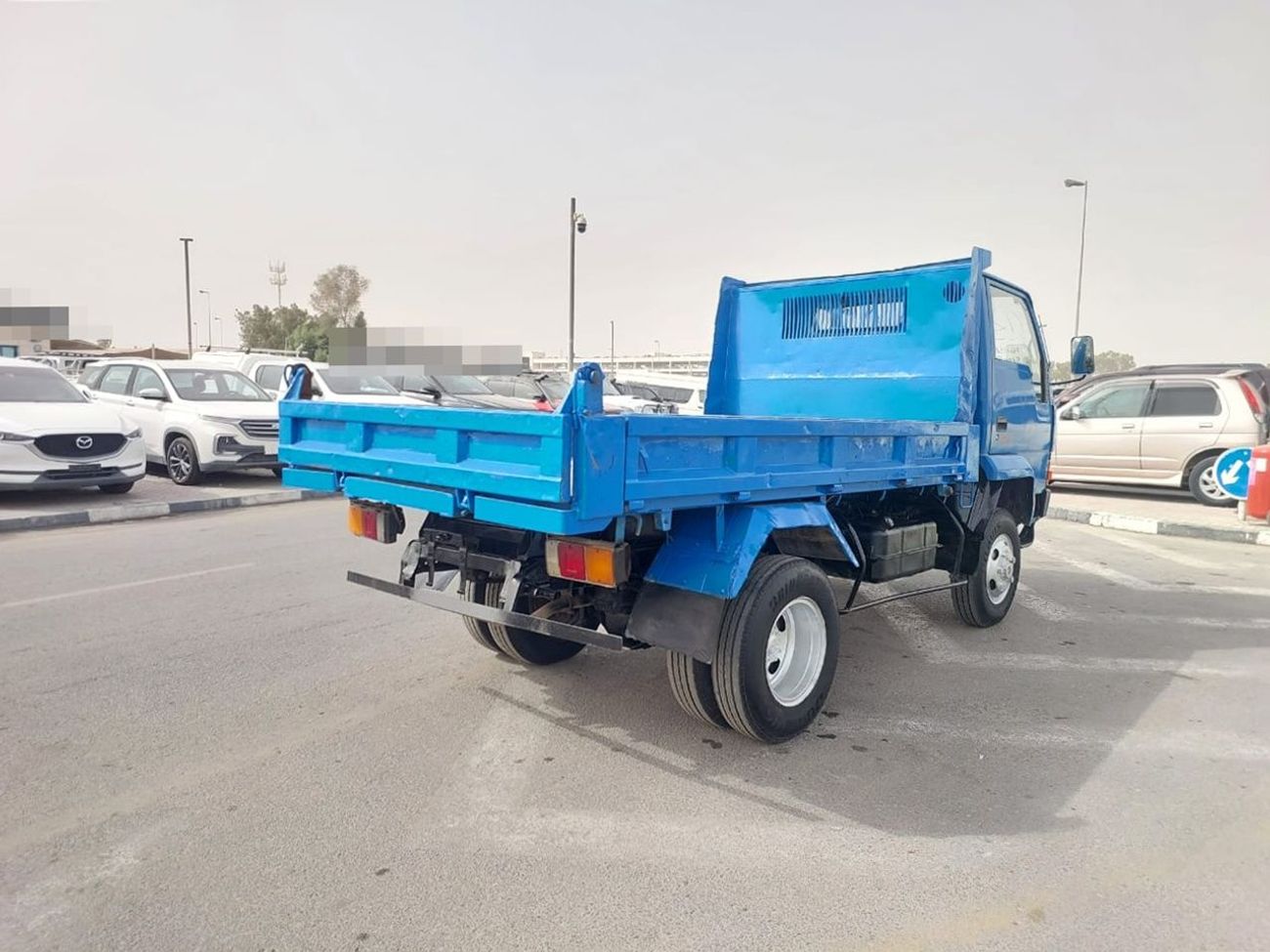 Mitsubishi Fuso Canter MITSUBISHI CANTER DUMPER TRUCK RHD 1987 MODEL 3.5 L DIESEL MANUAL(PM10095)