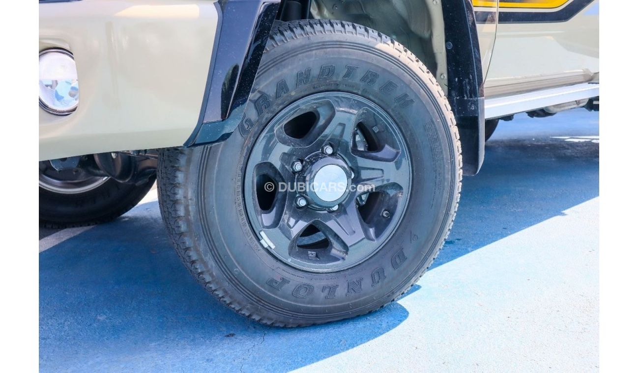 Toyota Land Cruiser Pick Up PICKUP 70th LX2 2022 MODEL TOYOTA LAND CRUISER 79 SINGLE CAB PICKUP LX V6 70th series 4.0L PATROL 4W