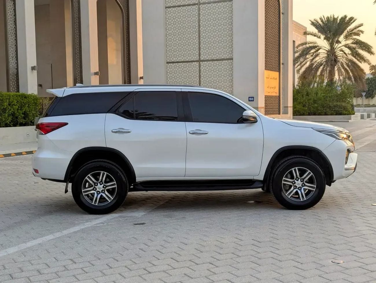 Toyota Fortuner GXR 2024 GCC SPECS INTERIOR AND EXTERIOR EXCELLENT