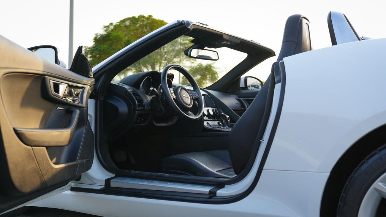 جاكوار F Type S CONVERTIBLE 2014!! GCC SPECS!! WELL MAINTAINED