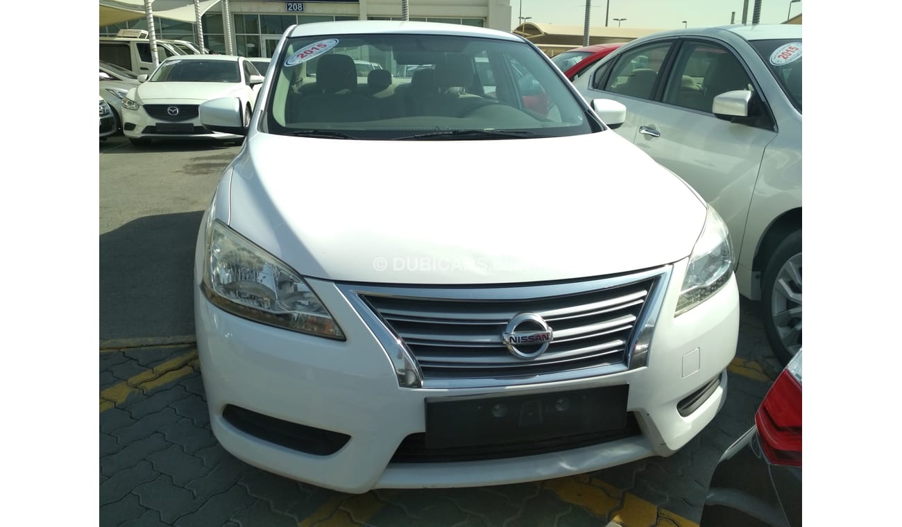 نيسان سنترا 2015 ابيض خليجى رنجات حالة وكالة بدون صبغ بدون حوادث ممتاذة ماشية قليل