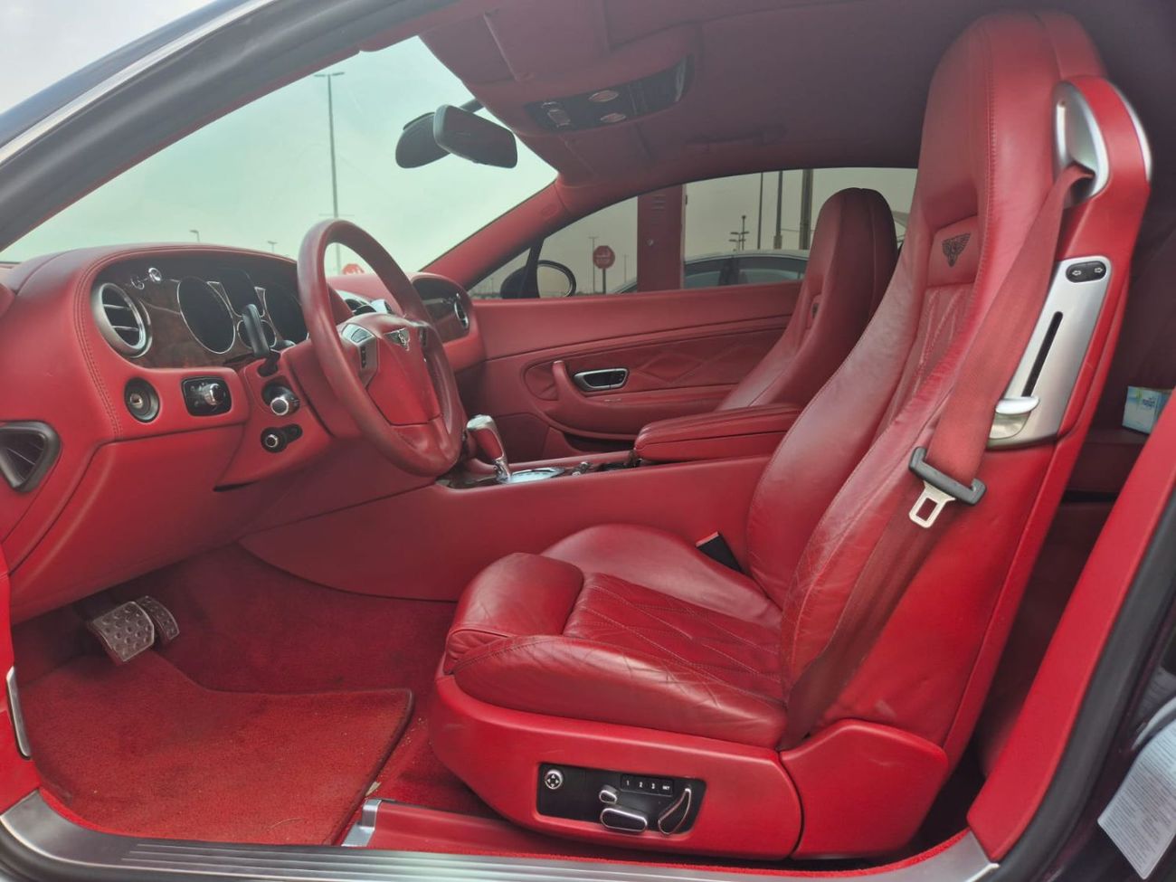 بنتلي كونتيننتال جي تي 6.0L W12 (626 HP)