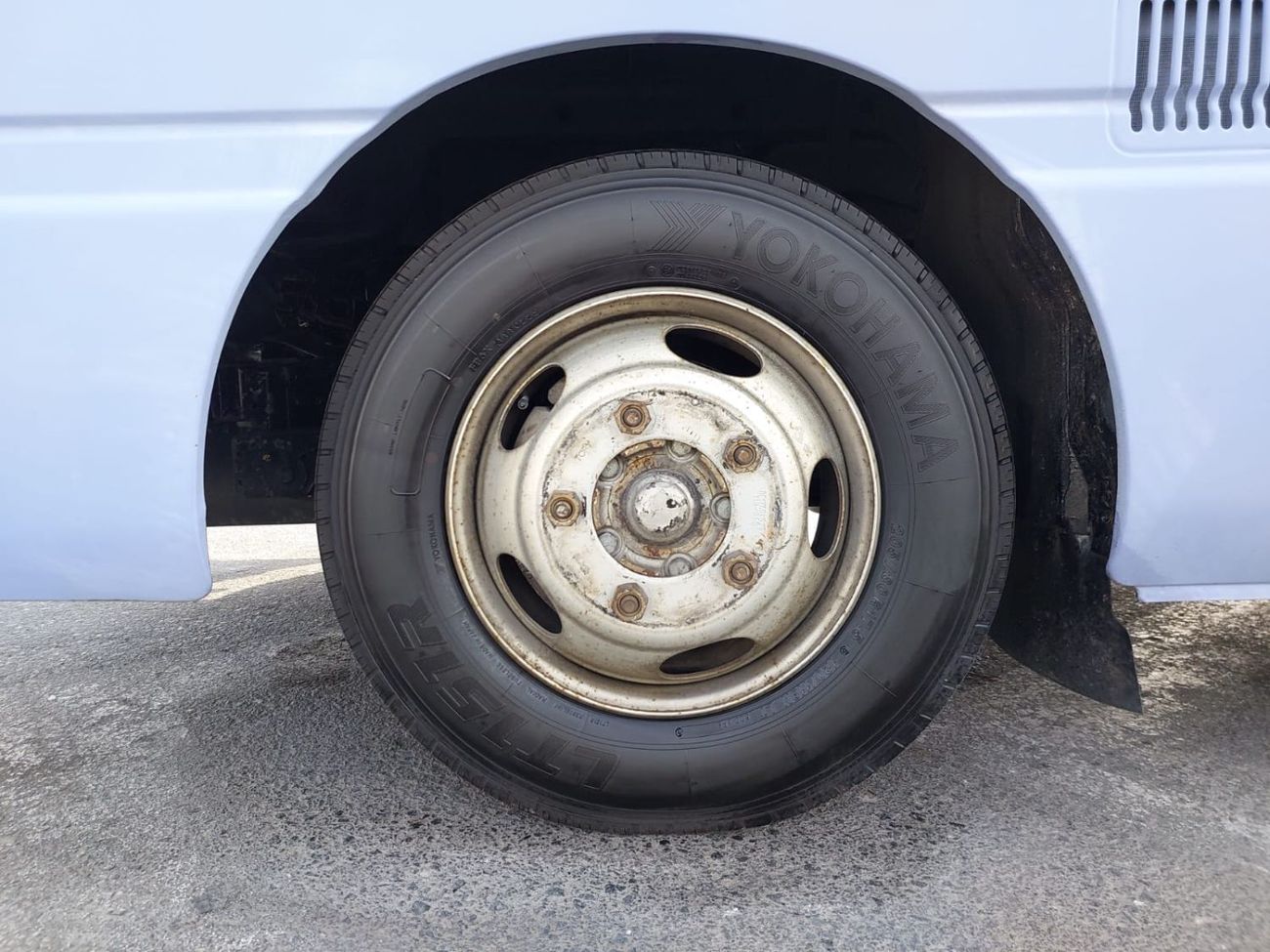 Nissan Civilian (RAMADAN OFFER) NISSAN CIVILIAN BUS RHD 2000 MODEL 4.1 L DIESEL AUTOMATIC(PM00168)