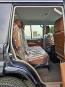 تويوتا لاند كروزر 70 LX LC76 / 4.0L PETROL A/T / DIFFLOCK / WINCH, SNORKEL / REFRIGERATOR / OVER FENDER (CODE # 76PAF)