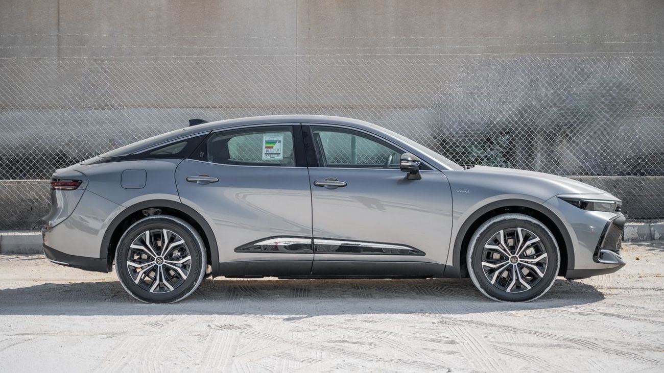 تويوتا كراون TOYOTA CROWN 2.5 MID -2026YM