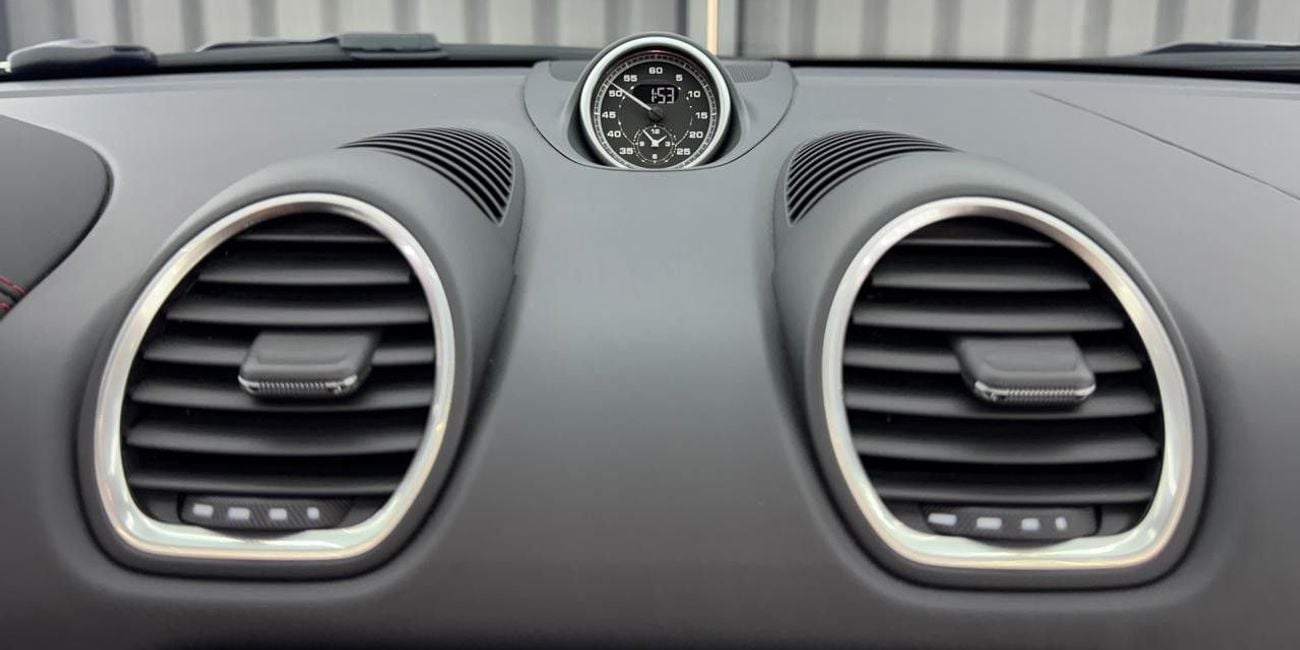 بورش بوكستر 718 GTS 4.0L A/T