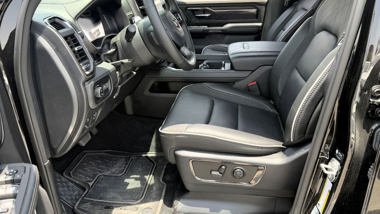 رام 1500 RAM 1500 3.0L Petrol 2025YM