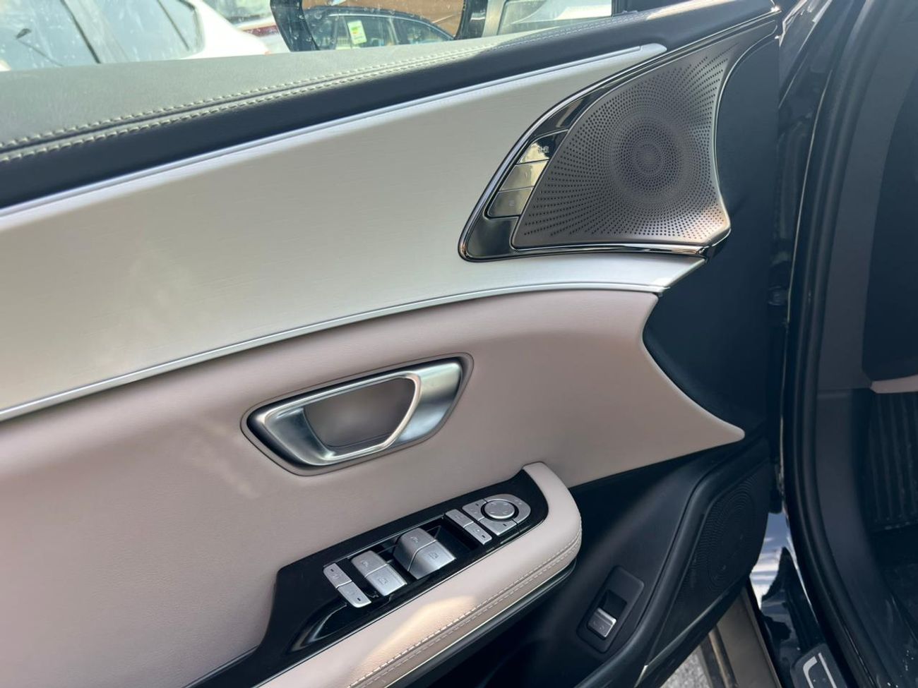 بي واي دي هان BYD Han DM-i plug-in hybrid-2025