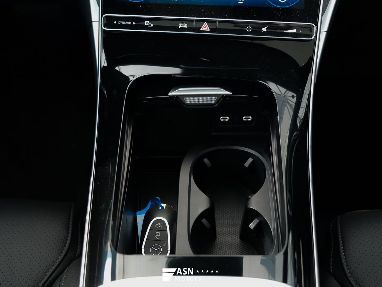 Mercedes-Benz C 200 L 1.5T Sport Edition 2025 (Export Price)