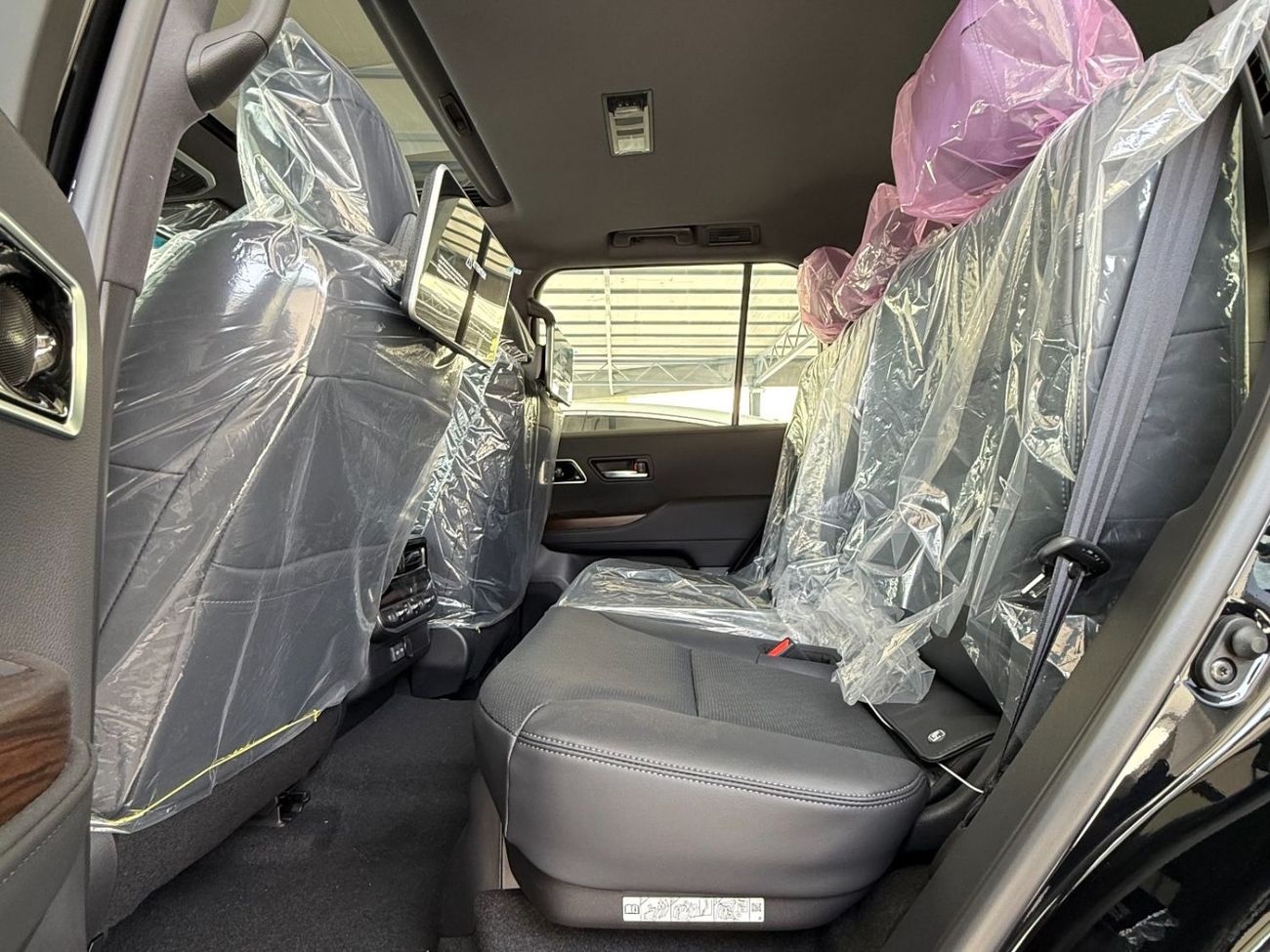 Toyota Land Cruiser VX 4.0 V6 FULL OPTION **EXPORT ONLY**التصدير فقط خارج الخليج***