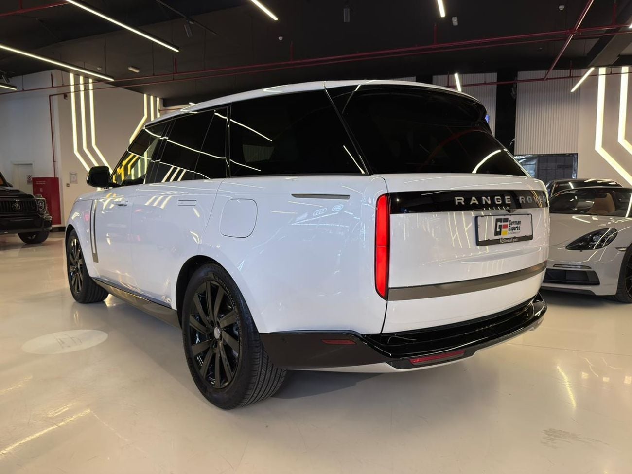 Land Rover Range Rover 2024 Range Rover P550e SE - PHEV Up to 100 Km ! - Brand New - Warranty available up on request