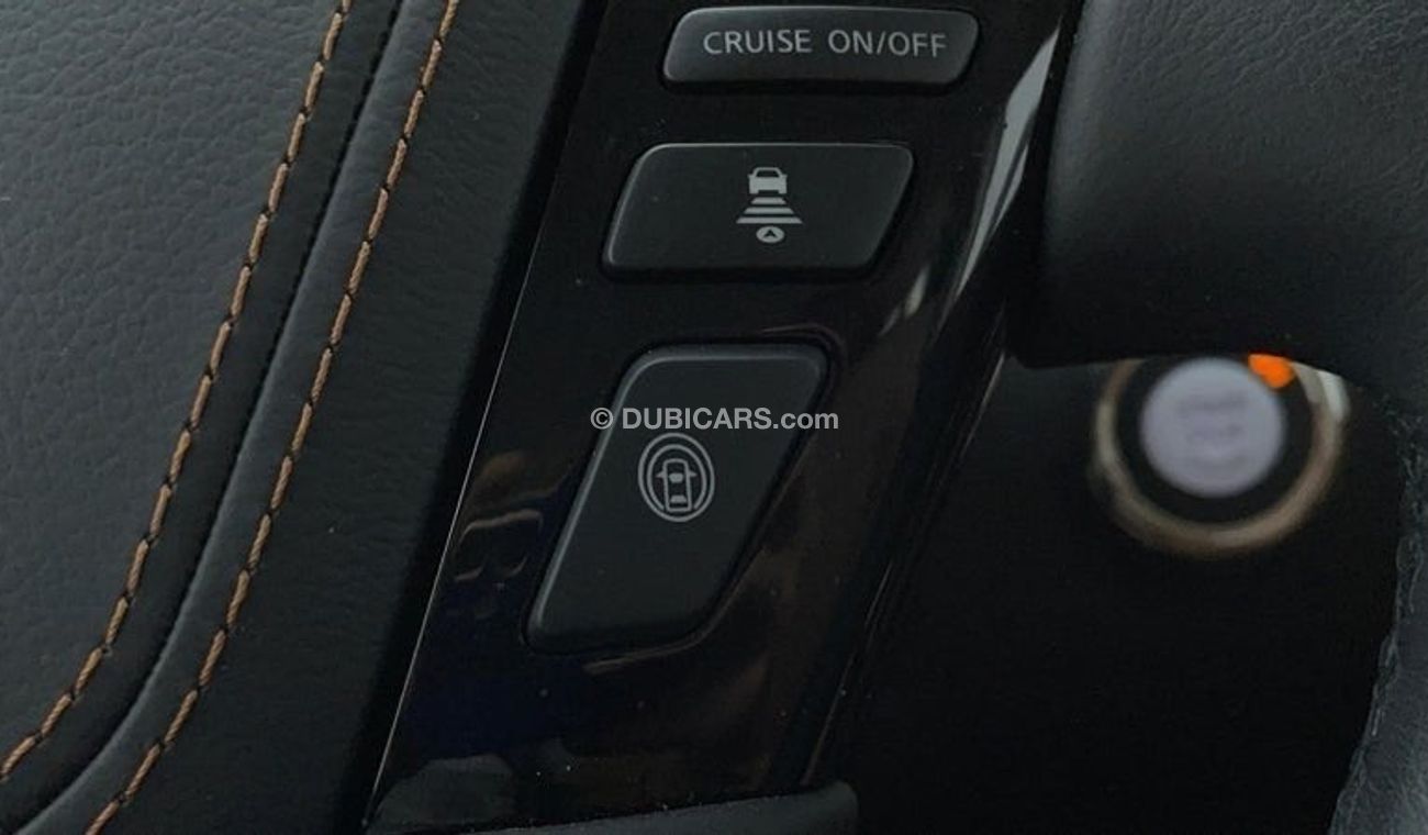 Infiniti QX80 LUXURY 5,700