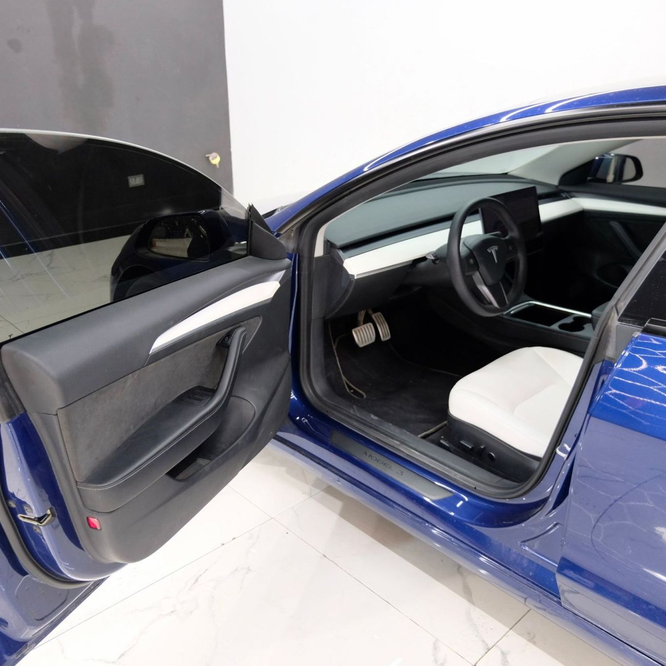 تسلا موديل 3 Performance (AWD)