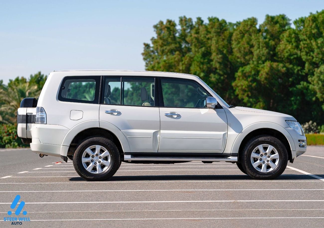 Mitsubishi Pajero GLS 2024 5 Door SUV 3.5L 4WD A/T Petrol / Low Mileage / Ready to Drive / Book now!