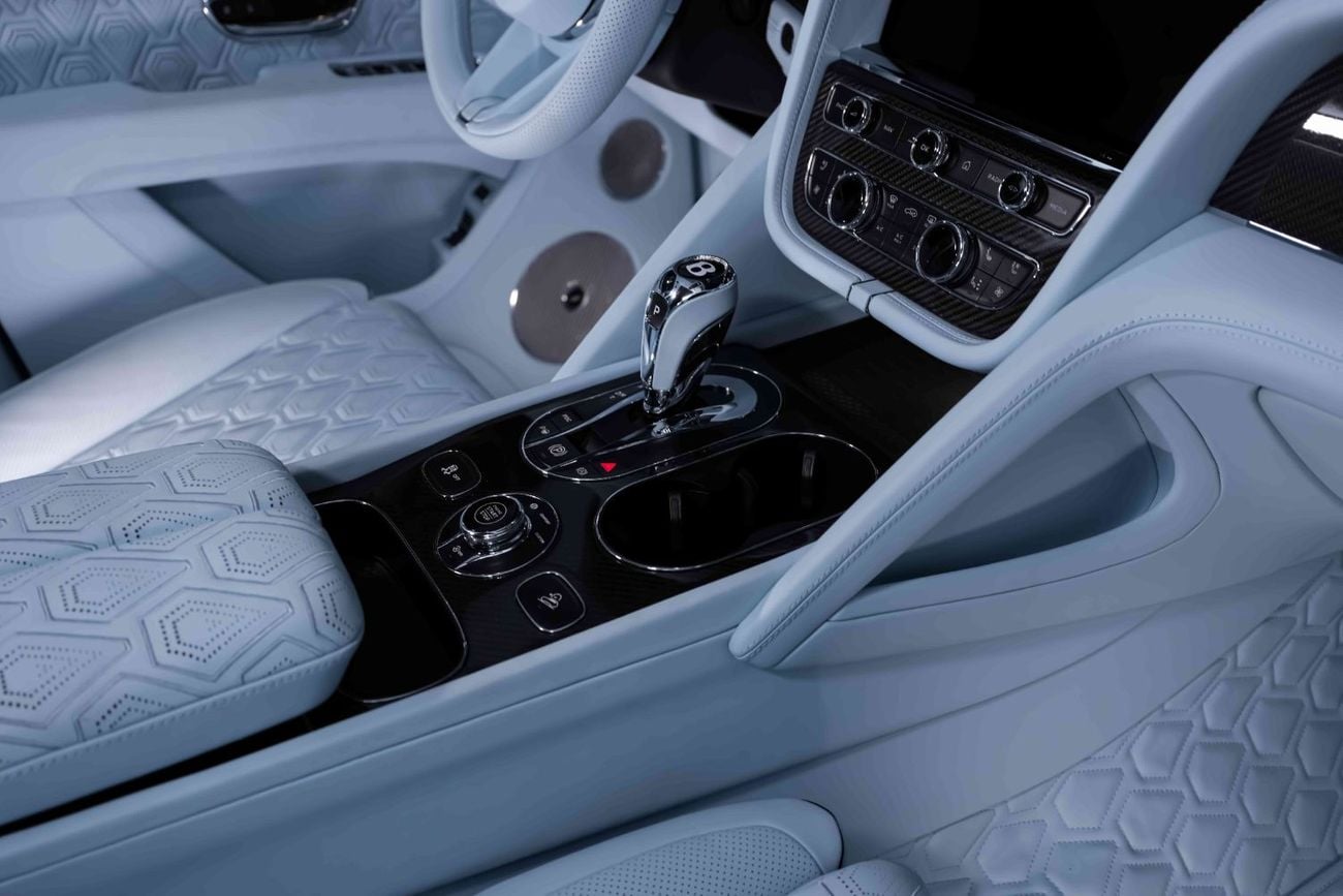 بنتلي بينتايجا S |  LIMITED OFFER  | ONYX CONCEPT | 1 OF 5 | LIMITED-EDITION | 3-YEAR WARRANTY AND SERVICE