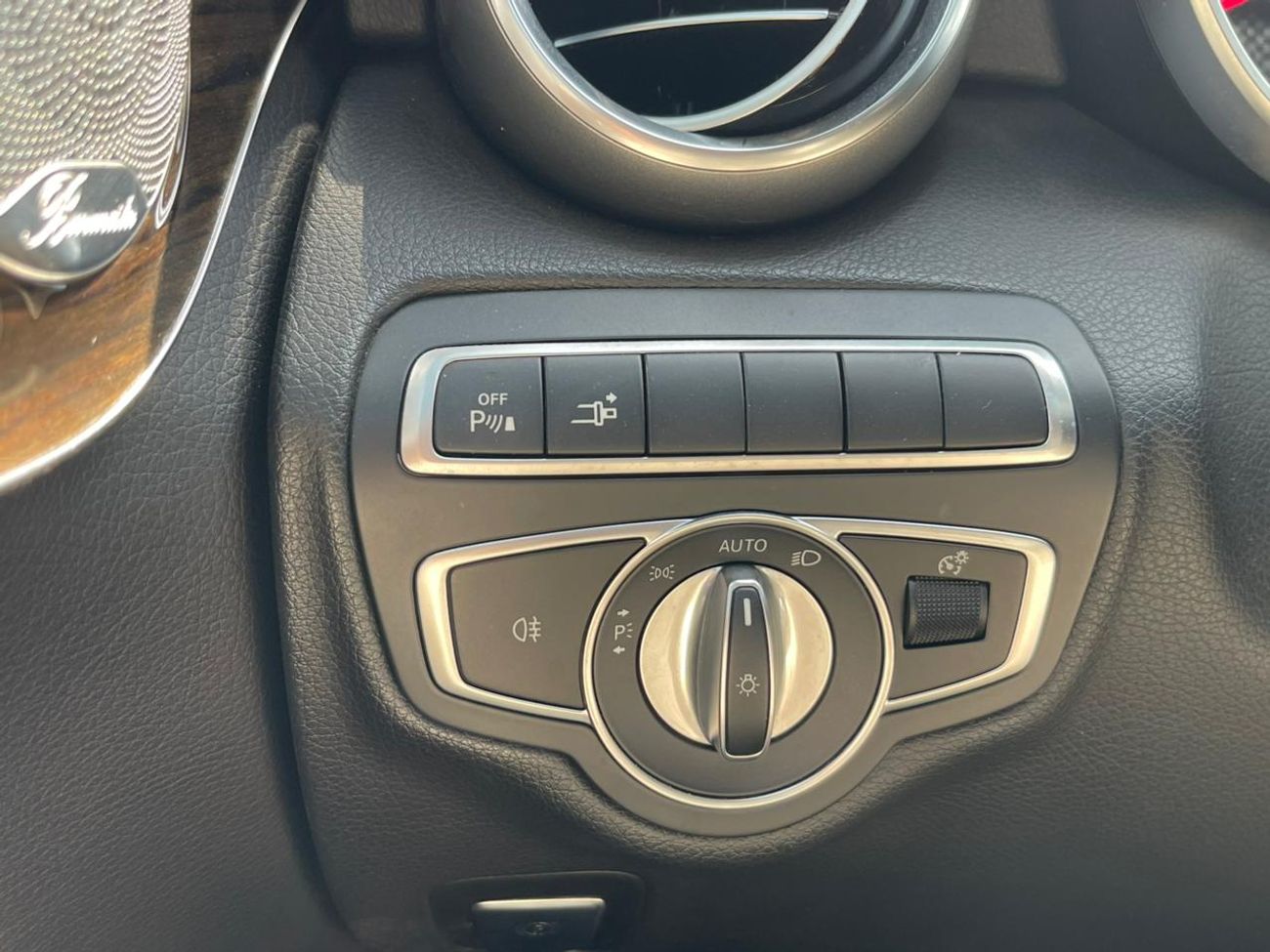 Mercedes-Benz C 63 Coupe Mercedes Benz C63 S AMG 2020 V8 TWIN TURBO