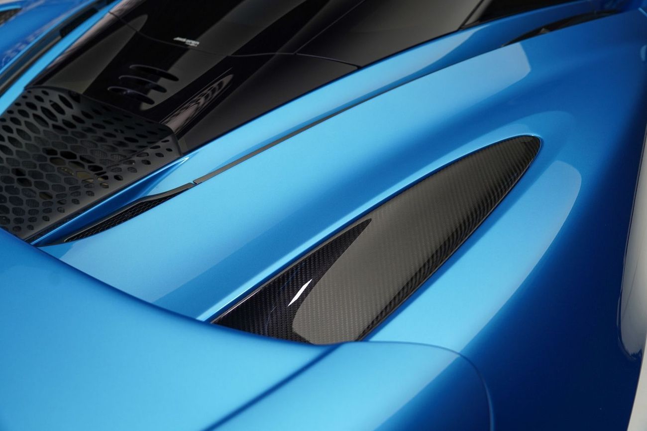 مكلارين 765LT