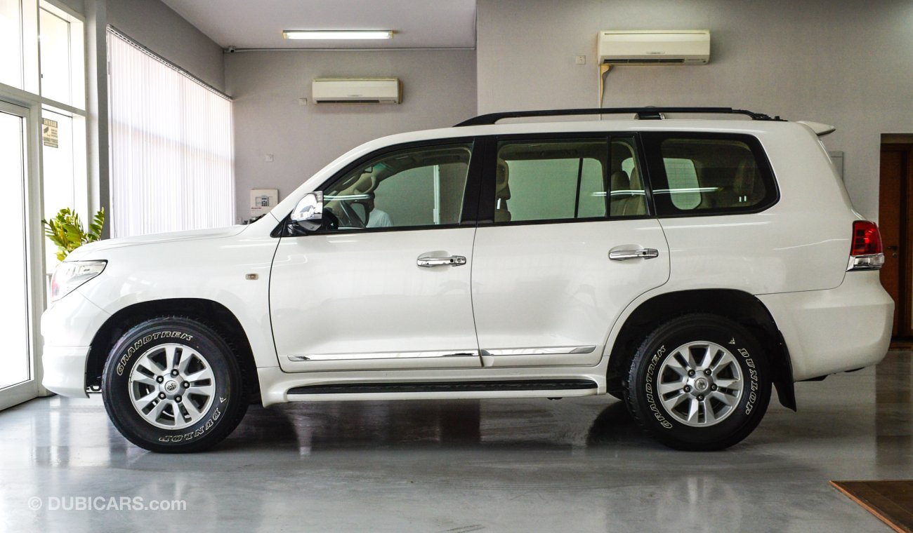 Toyota Land Cruiser VXR V8