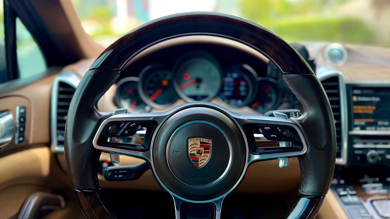 Porsche Cayenne S Platinum Edition 3.6L