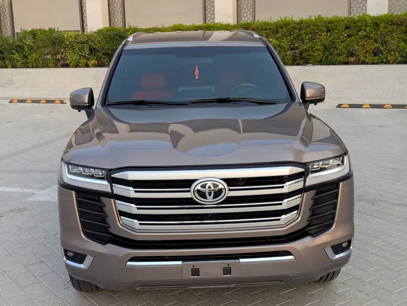 Toyota Land Cruiser GXR Facelifted 2025 GCC Specs - Interior and Exterior Excellent Condition