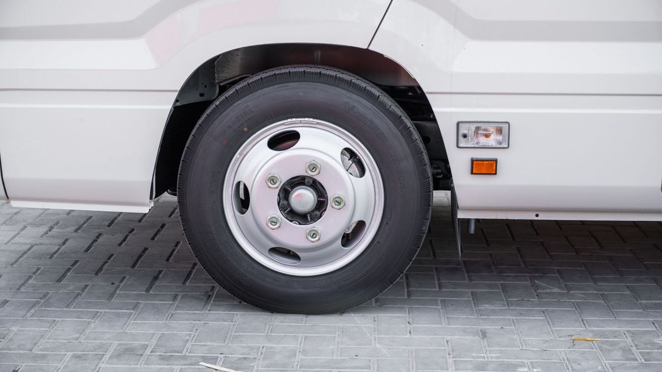 Toyota Coaster TOYOTA COASTER 2.8 DSL 22SEATS -2025YM