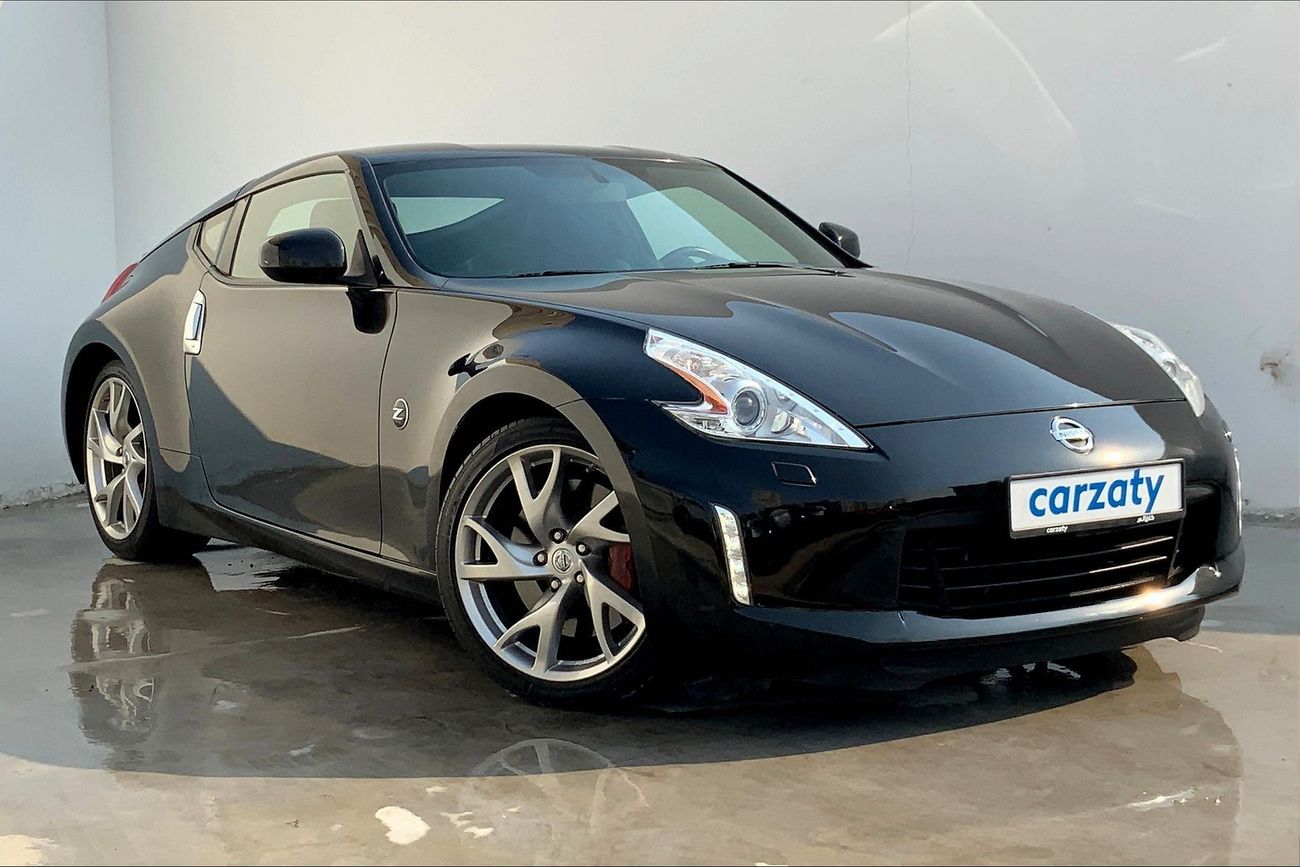 نيسان 370Z Standard