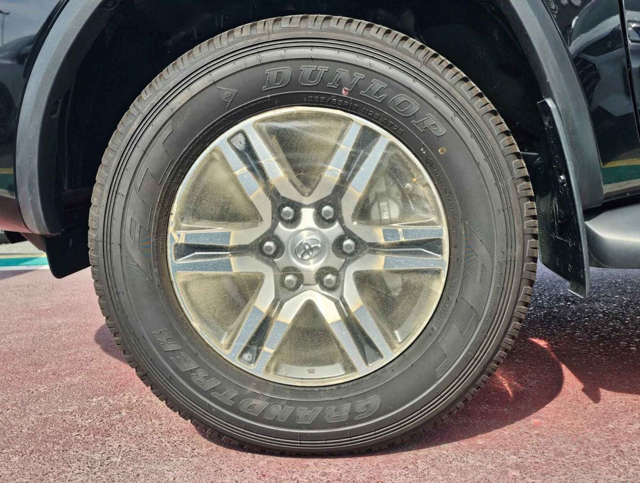 Toyota Fortuner 2.7L V4 PETROL /  STOCK AVAILABLE, LOWEST PRICE IN MARKET (CODE # 67969)