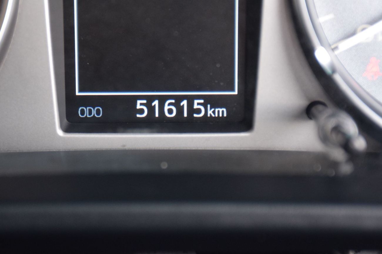 Toyota Hilux 4X4 DIESEL 2.8L Right Hand (Export Only)