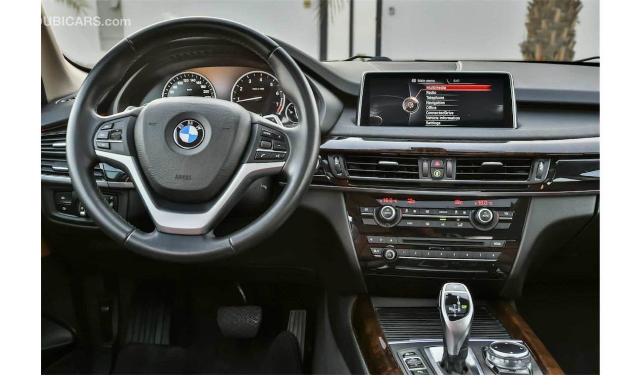 BMW X5 X-Drive 50i V8 - GCC - Under Warranty! - AED 2,233 P.M - 0% D.P