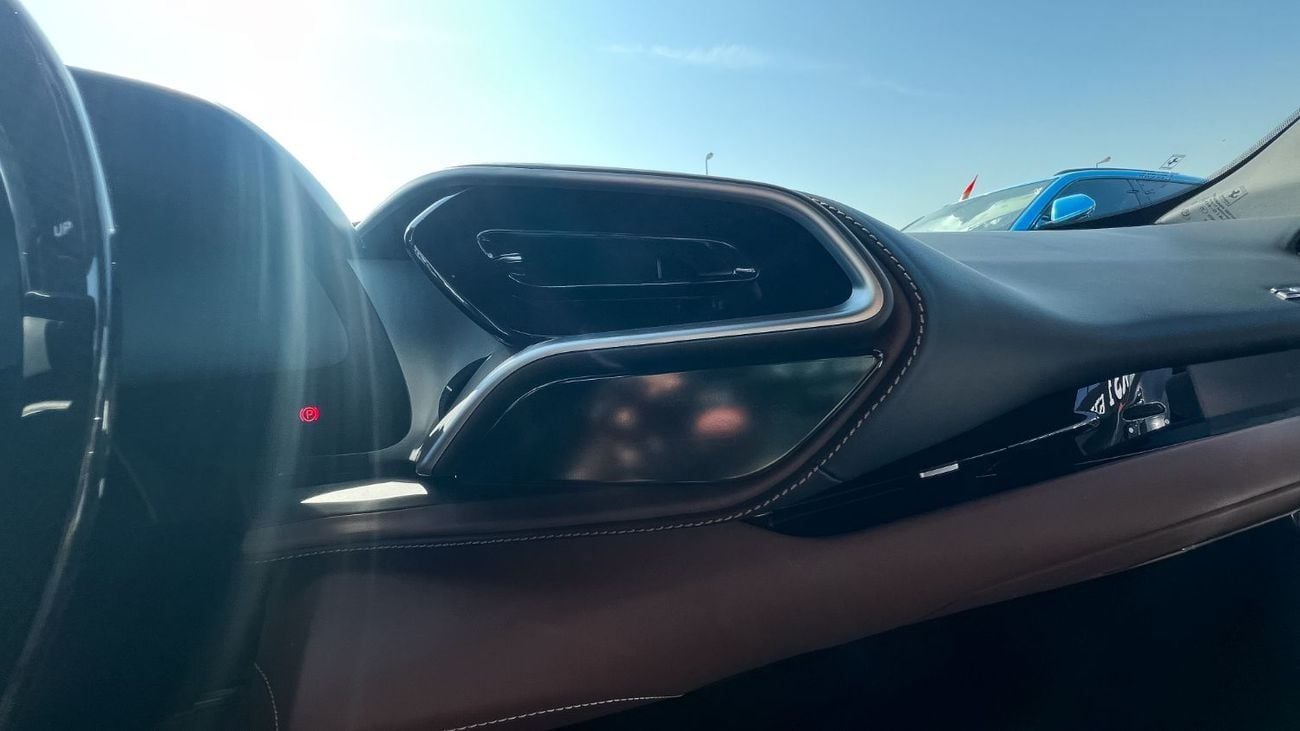 Ferrari 296 GTB 3.0T V6 PHEV FERRARI 296 GTB PHEV  FULL CARBON WARRANTY AND SERVICE