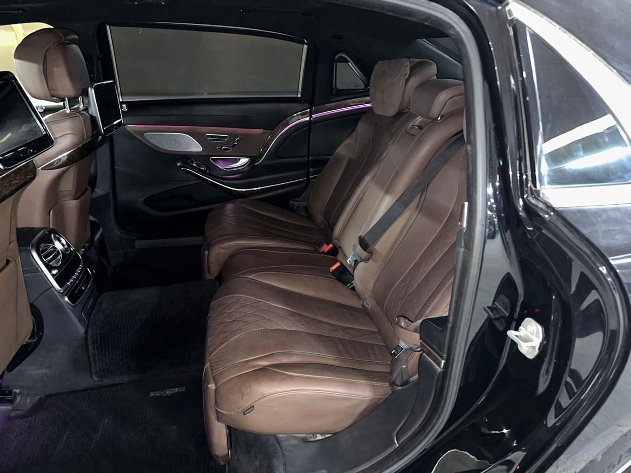 Mercedes Maybach S550 Maybach 2015 4.7L | 6 BUTTONS | BROWN INTERIOR | REAR ENTERTAINMENT