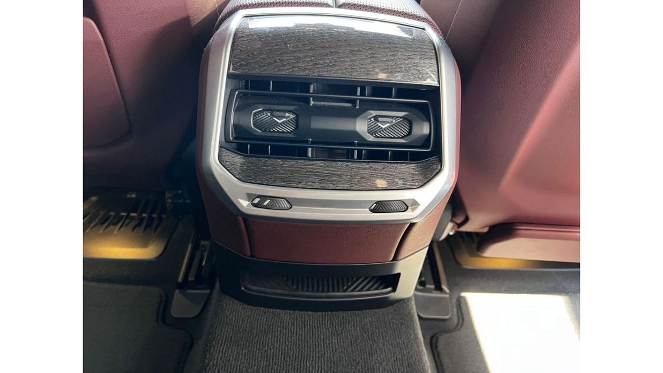 BMW 740Li M Sport BMW 740i