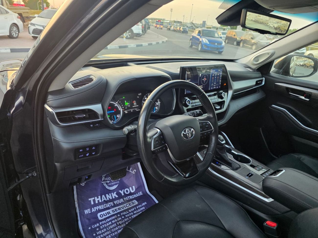 تويوتا هايلاندر 2.5L Hybrid Platinum