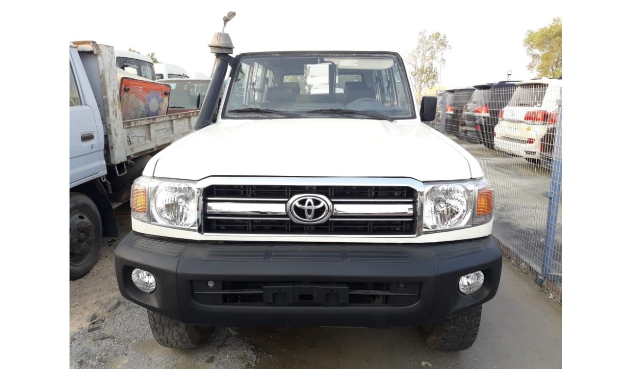 Toyota Land Cruiser Hard top