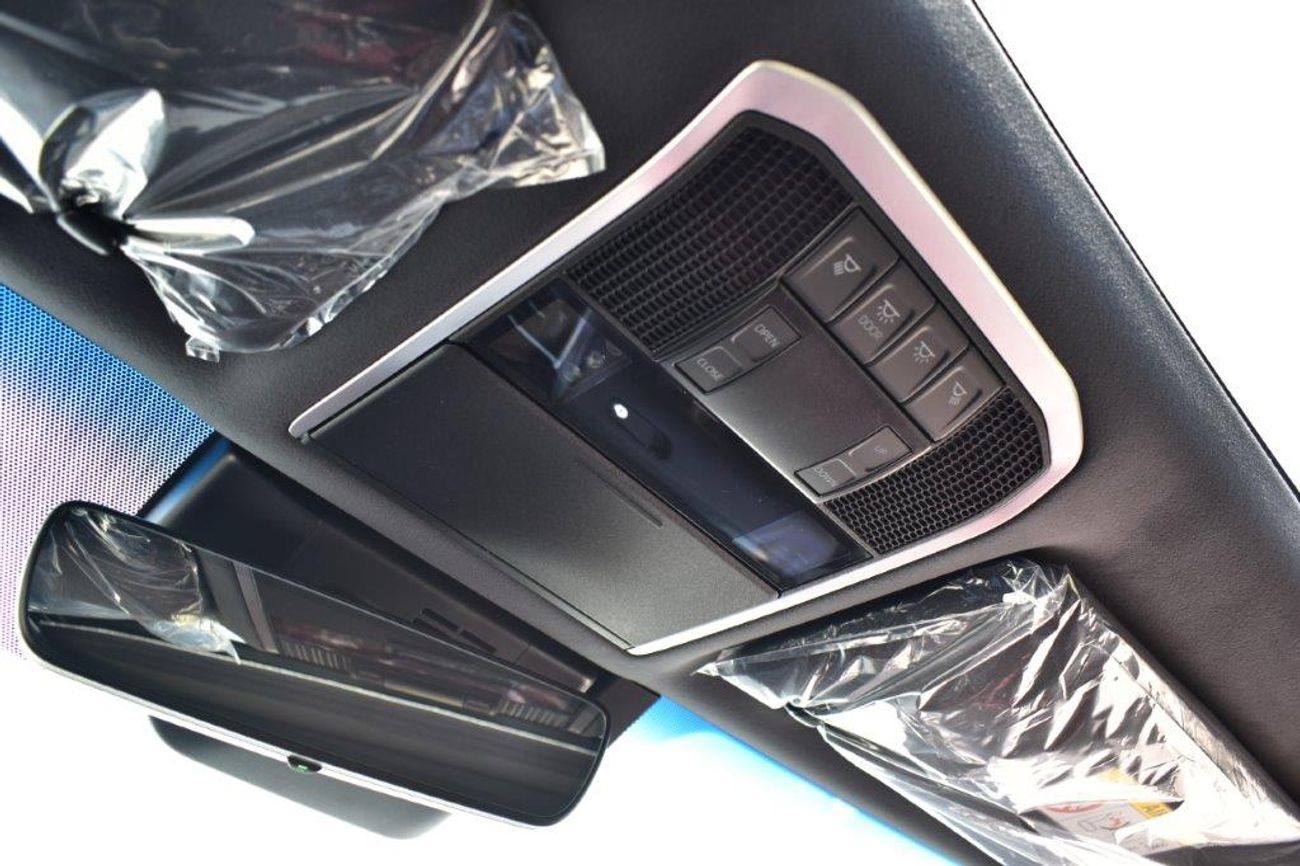 Toyota Land Cruiser VXR 3.3L