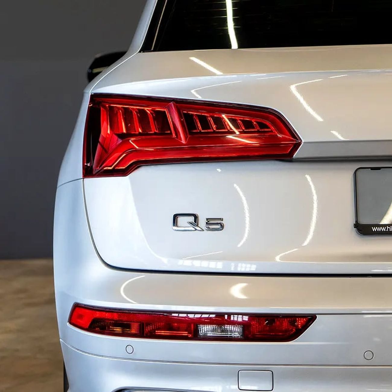 أودي Q5 45 TFSI 1,724 p.m • 0% Downpayment • 45TFSI S-Line • 1 Year Warranty