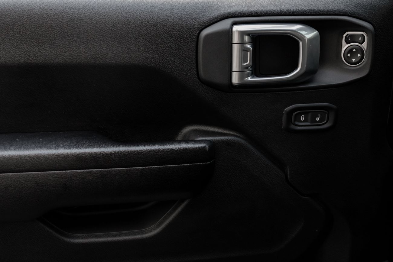 Jeep Wrangler WRANGLER UNLIMITED SPORT | 2,546 P.M | 0% Downpayment | WELL MAINTAINED! | Ramadan Offer!