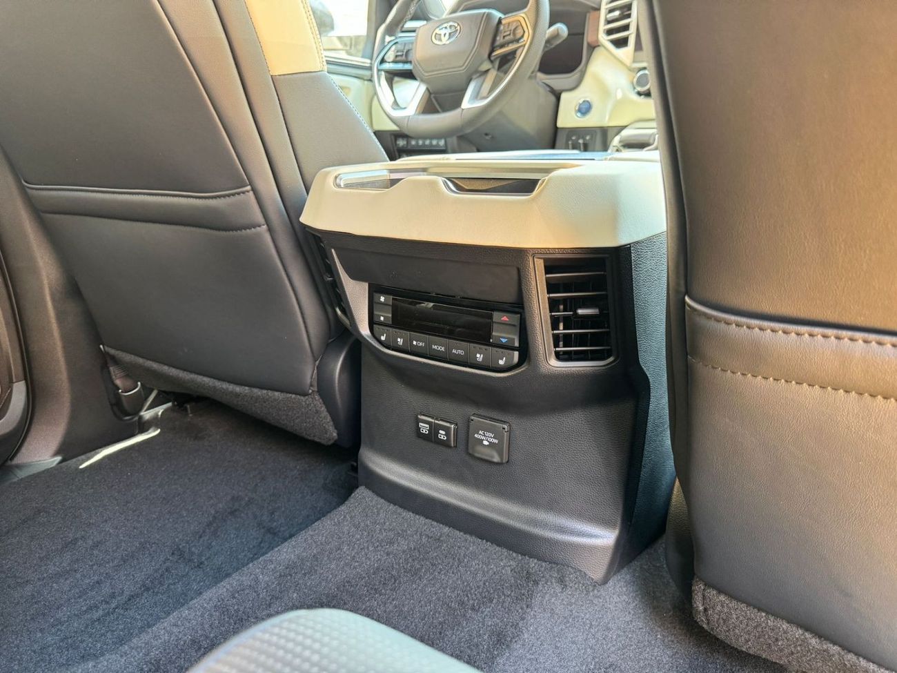 تويوتا سيكويا Toyota Sequoia Capstone