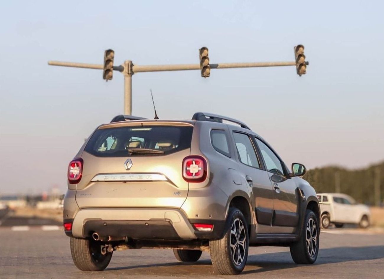 Renault Duster SE 1.6L Renault Duster   2020 GCC 1.6L Original Paint accident-free in excellent condition 530 P.M