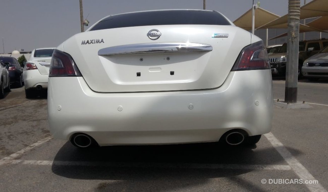 Nissan Maxima فل ابشن